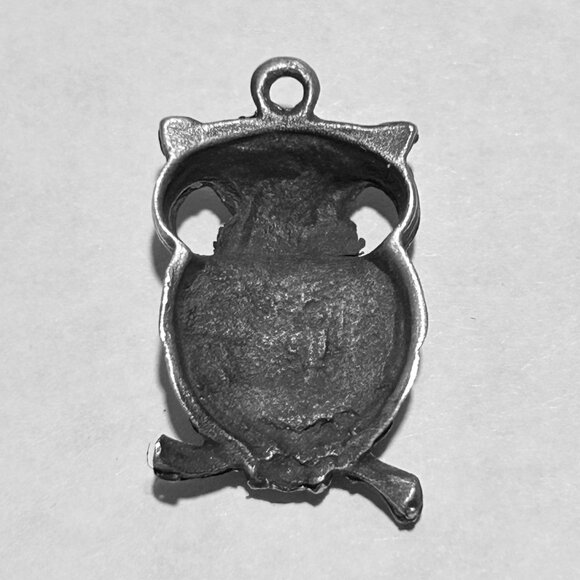 TWO PEWTER OWL CHARMS, ONE WITH TURQUOISE INLAY - Picture 6 of 7